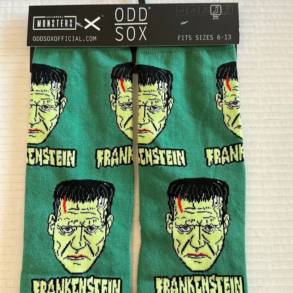 Last One ** Frankenstein green Halloween Novelty crew socks